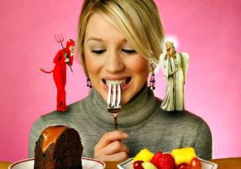 a comida é amiga ou inimiga ? GATDA, compulsão alimentar, relacionamento ruim com a comida, transtornos alimentares, distúrbios alimentares, compulsão alimentar, dietas, obesidade, perda de peso, comer emocional